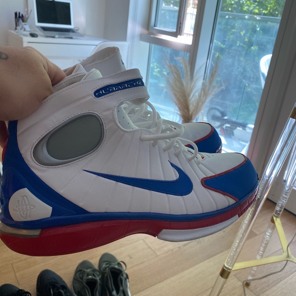 Nike hurache 2k4 size 11 I’m excellent condition